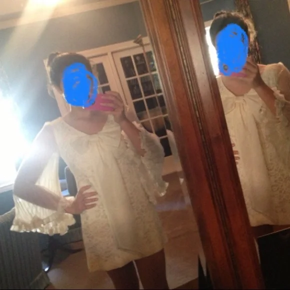 Handmade Vintage Statement Sleeve Lace Dress - Picture 2 of 11